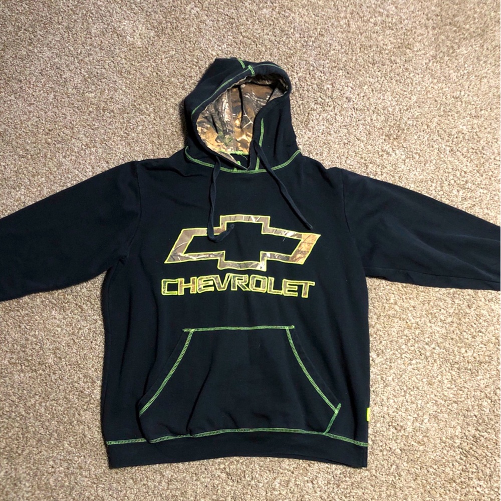 Legendary Whitetail Chevrolet Chevy Camo Sweatshirt Mens L Big Game Hoodie